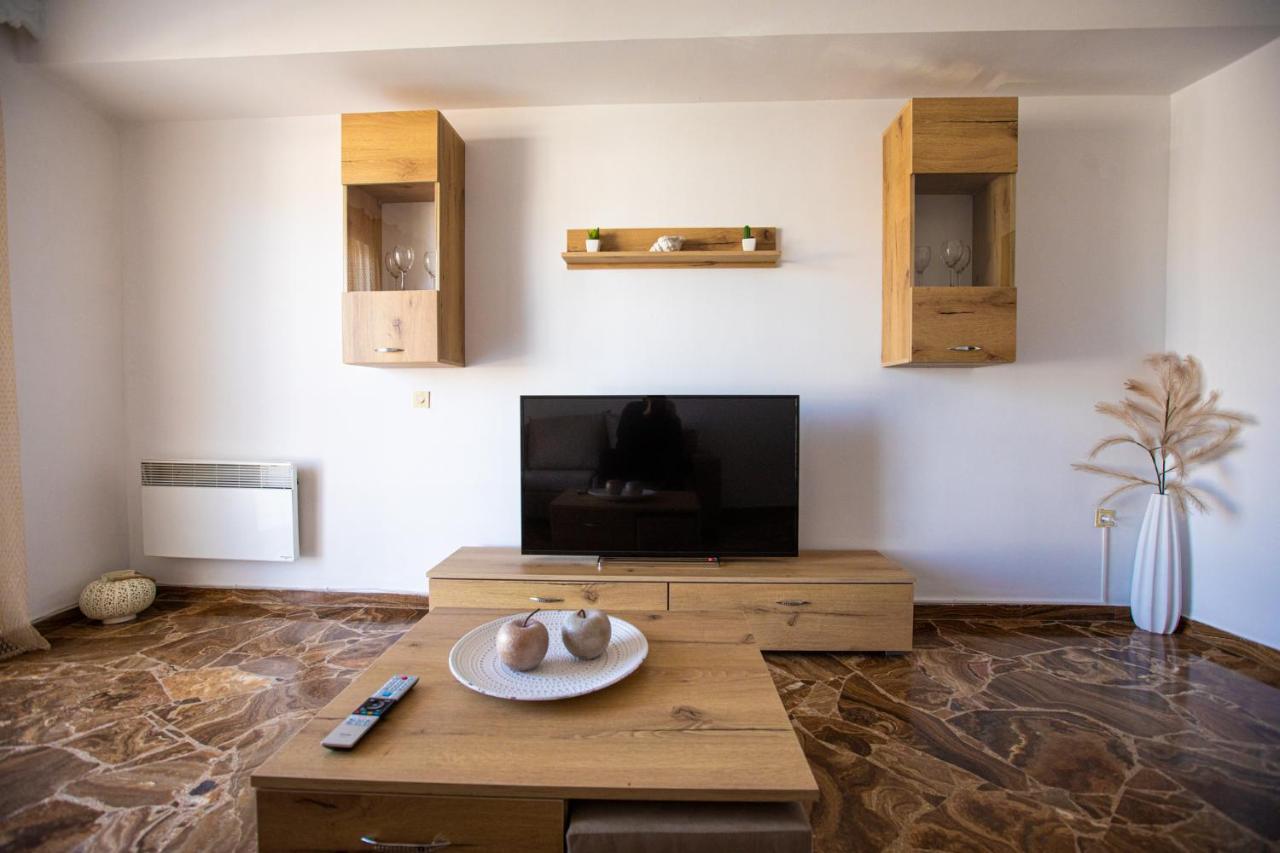 Kallithea Deluxe Мітіліні Екстер'єр фото